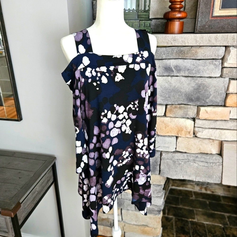 Gorgeous Clara Sun Woo Tunic